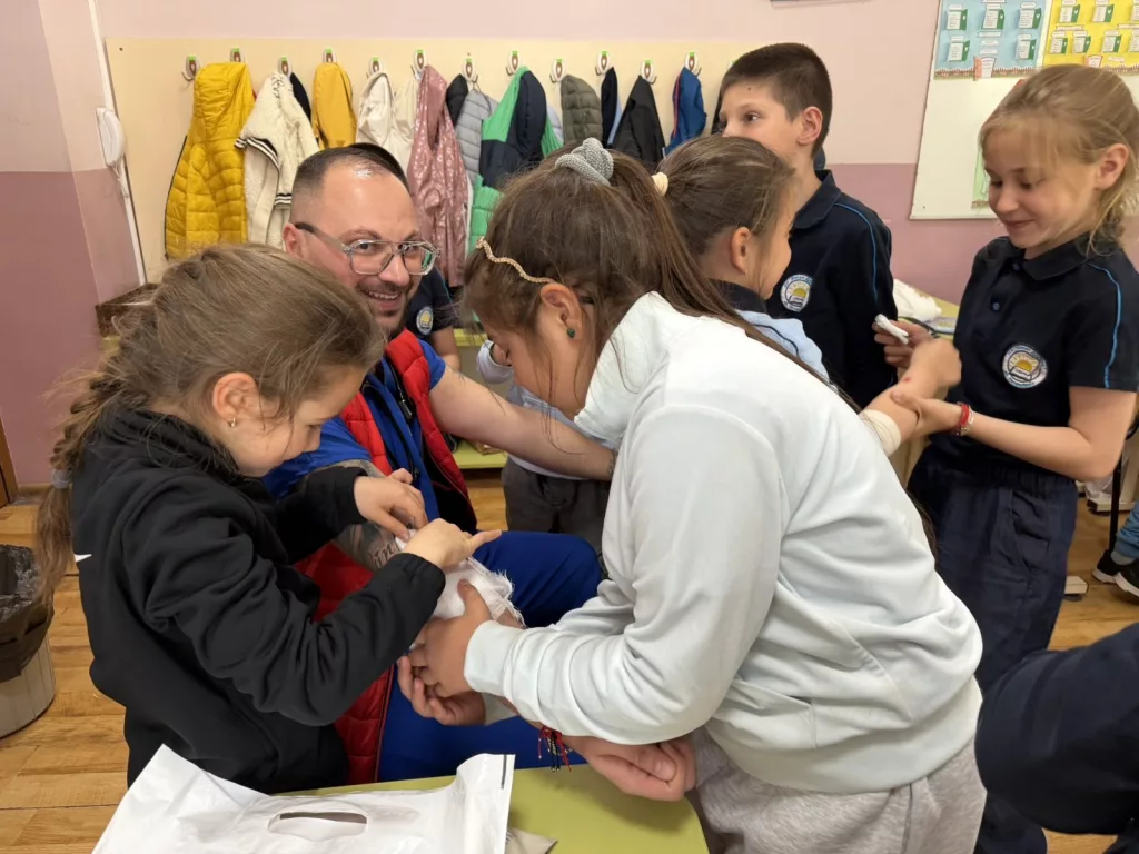 Практически уроци по здраве и спешна помощ в Пазарджик - lekcii medici