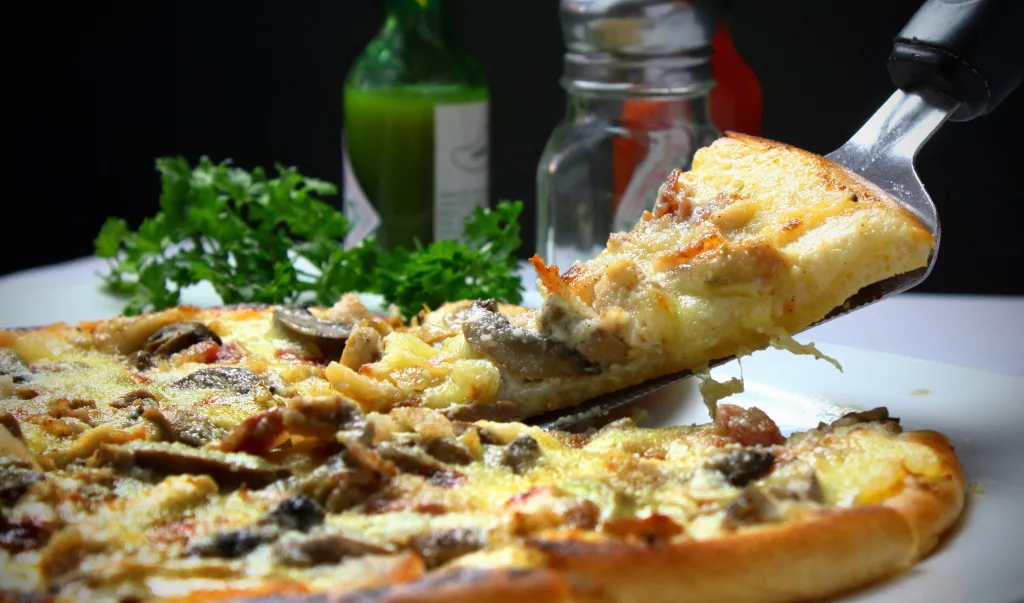 ПЪТЕПИСИ ОТ СВЕТА: ЖЕНЕВА - тихият лукс на Швейцария - joshuemd pizza 329523